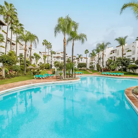 Apartment Cozy Garden By Sea Estepona