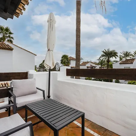 Daire Cozy Garden By Sea *