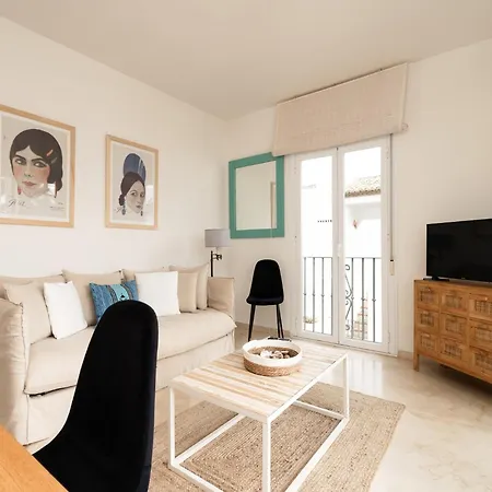 Cozy Garden By Sea *